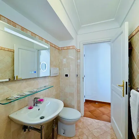 Yourhome - La Casa Di Anita Nyaraló Positano