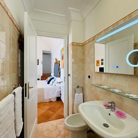 Nyaraló Yourhome - La Casa Di Anita *